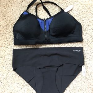 Adore Me matching sports bra and panty set (M)